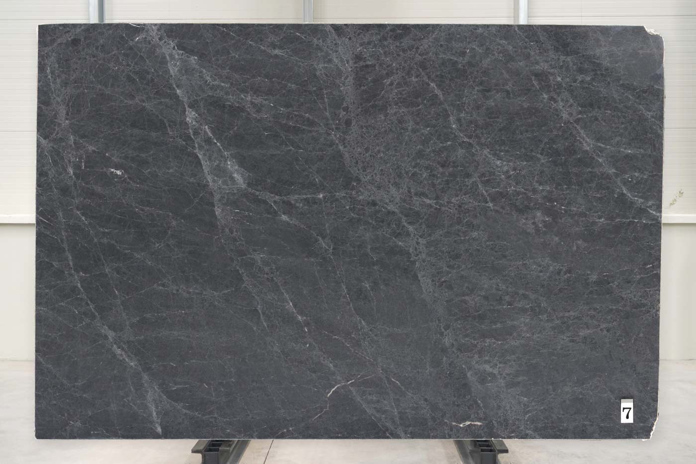 STORM BLACK - KAMER MARBLE